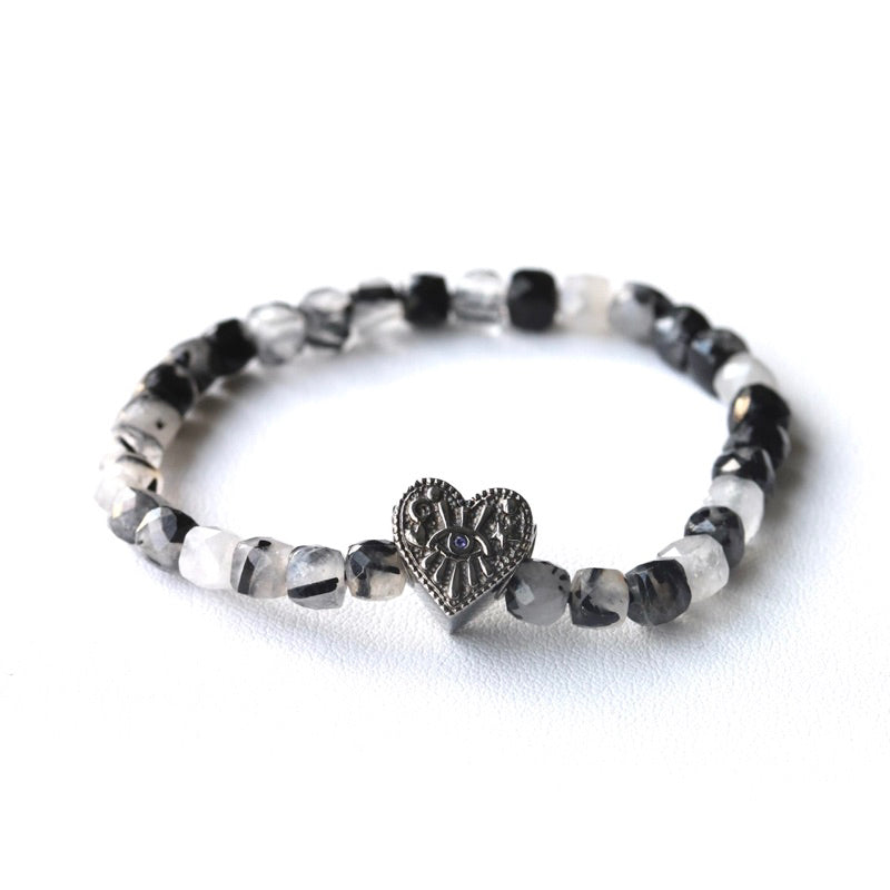 LUCY SUMMER กำไลข้อมือหินแท้ ไหมดำ/แก้วขนเหล็ก (Black Rutilliated Quartz) เจียรสี่เหลี่ยมขนาด 5 มม