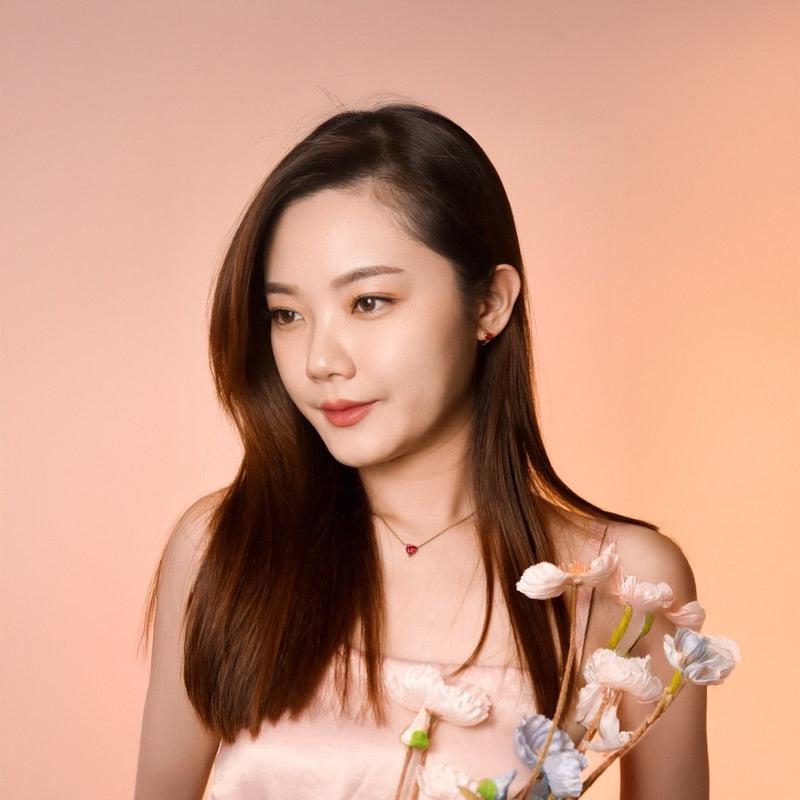 LUCY SUMMER Heart Necklace สร้อยคอ พร้อมจี้หัวใจฝังพลอยแท้ Heart Cut หัวใจ ขนาด 7 มม.