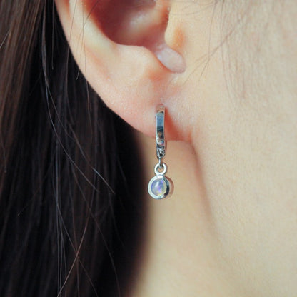 Tiny Hoop Earrings พลอยแท้ขนาด 4 มม.