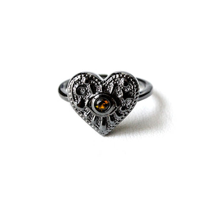 LUNA RING Black แหวนเงินแท้ พลอยแท้รูปหัวใจ