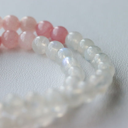LUCY SUMMER RoseMoon กำไลข้อมือหินแท้ Rose Quartz และ Moonstone ขนาด 6 mm แต่งด้วยจี้ตัวคั่น Spacer เ