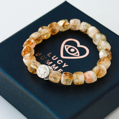 LUCY SUMMER กำไลข้อมือหินแท้ Citrine (ซิทรีน) เจียรทรงลูกบากศ์เหลี่ยมประกายเพชร ขนาดเส้นผ่านศูนย์กลาง 9 mm