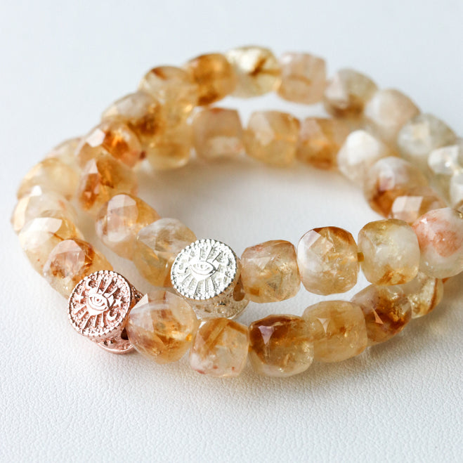 LUCY SUMMER กำไลข้อมือหินแท้ Citrine (ซิทรีน) เจียรทรงลูกบากศ์เหลี่ยมประกายเพชร ขนาดเส้นผ่านศูนย์กลาง 9 mm