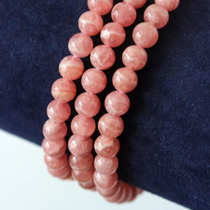 กำไลข้อมือหินแท้ Rhodochrosite 5 mm premium AAA / โรโดโครไซต์ เกรดพรีเมี่ยม ขนาด 5 มม (กำไลหินแท้ รับประกันหินแท้)