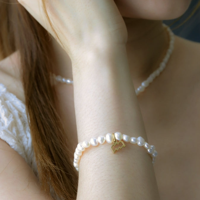 LUCY SUMMER Natural Pearl bracelet กำไลข้อมือมุกแท้ พร้อมจี้ประจำ 12 ราศี