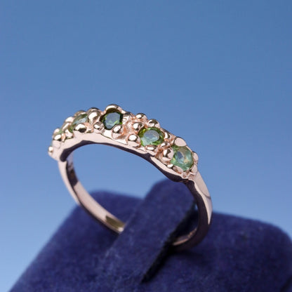 LUCY SUMMER Promise Rings – แหวนพลอยแท้ Tourmaline ไล่สี 5 เม็ด (แหวนโอกาสพิเศษ วันครบรอบ แหวนหมั้น)