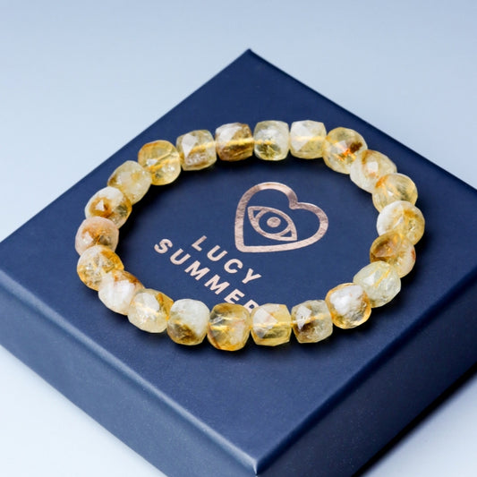 LUCYSUMMER กำไลข้อมือหินแท้ Citrine (ซิทรีน) เจียรทรงลูกบากศ์เหลี่ยมประกายเพชร ขนาดเส้นผ่านศูนย์กลาง 9 mm