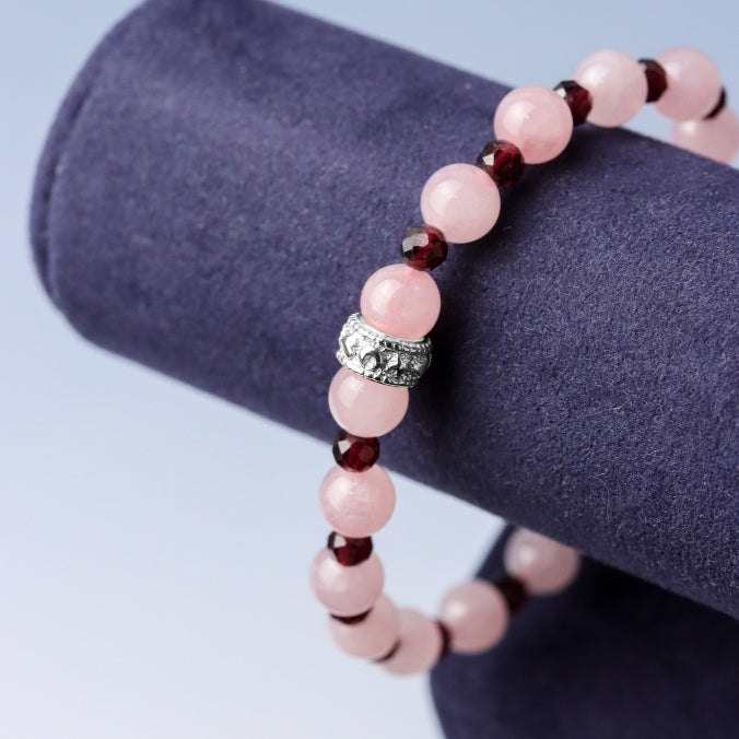 LUCY SUMMER กำไลหินแท้ Rose Quartz Madagascar + Garnet พร้อม Spacer