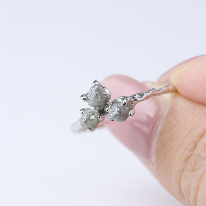 LUCY SUMMER Rough Diamond Ring แหวนเพชรดิบ 3 เม็ด Silver 925 - Free size