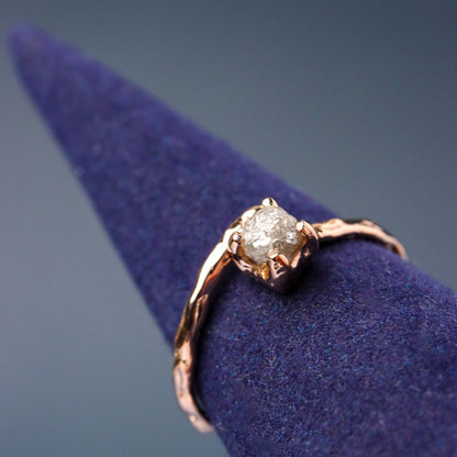 LUCY SUMMER Rough Diamond Ring แหวนเพชรดิบ Silver 925 (งานสั่งทำ Made to order)