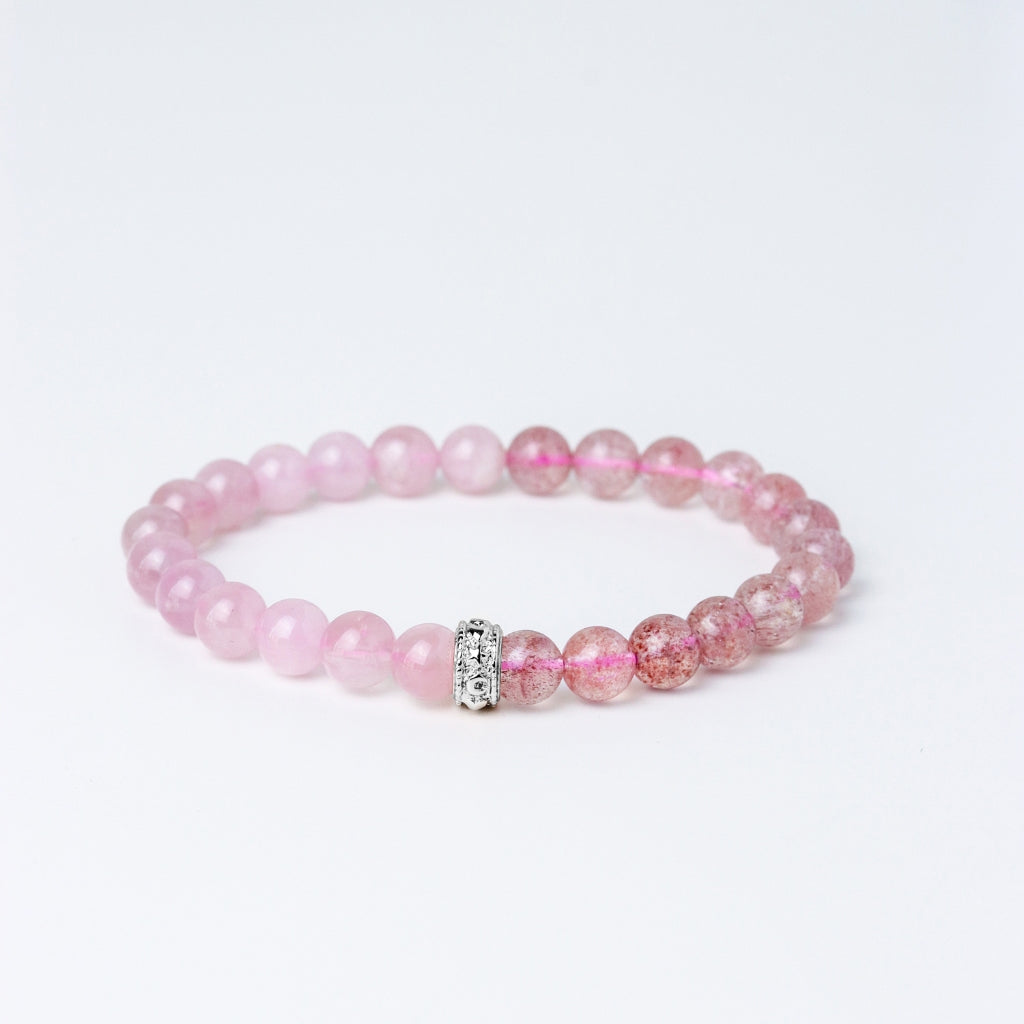 LUCY SUMMER Rose Quartz Madagascar + Strawberry Quartz กำไลข้อมือหินแท้ ขนาด 6 mm/8mm แต่งด้วยจี้ตัวคั่น Spacer เงินแท้