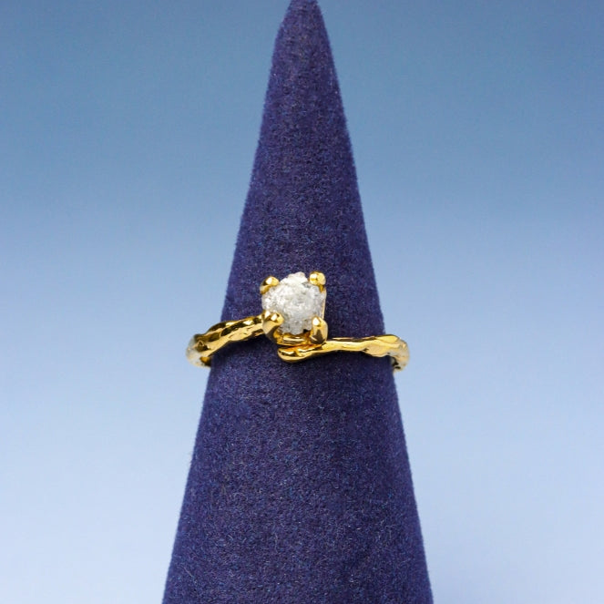 LUCY SUMMER Rough Diamond Ring แหวนเพชรดิบ Silver 925 (งานสั่งทำ Made to order)