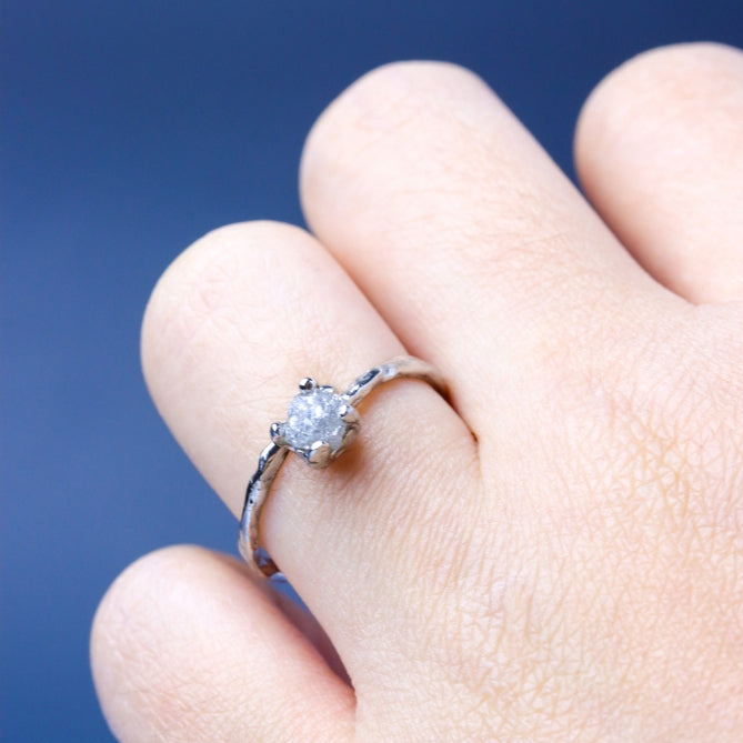 LUCY SUMMER Rough Diamond Ring แหวนเพชรดิบ Silver 925 (งานสั่งทำ Made to order)