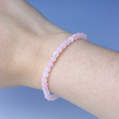 LUCY SUMMER กำไลข้อมือหินแท้ Rose Quartz + Moonstone ขนาด 4 มม.