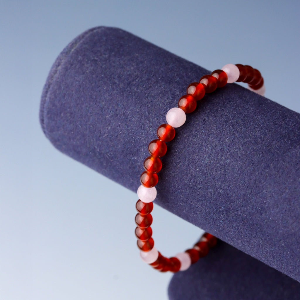 LUCY SUMMER กำไลข้อมือหินแท้ Rose Quartz + Carnelian ขนาด 4 มม.