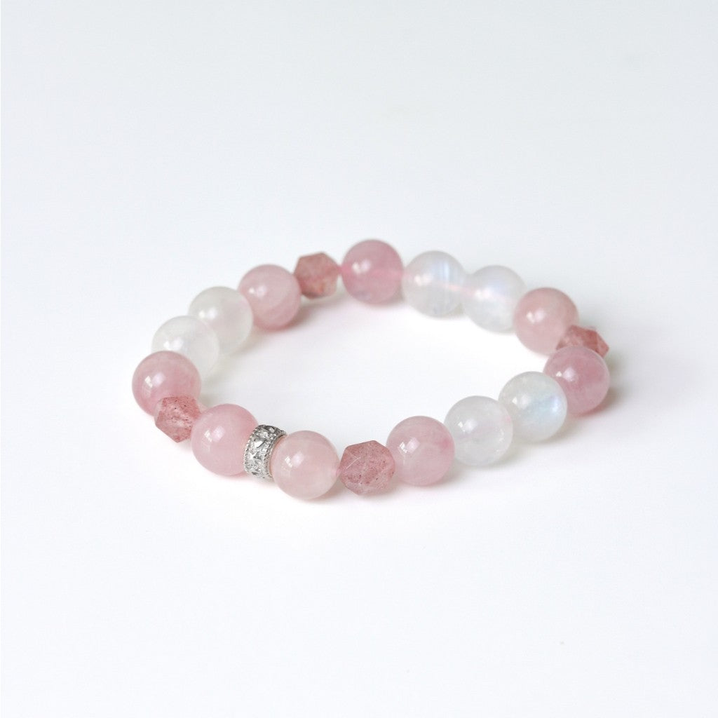 LUCYSUMMER Rose Quartz + Strawberry Cut + Moonstone กำไลข้อมือหินแท้ 10 mm จี้ตัวคั่นเงินแท้