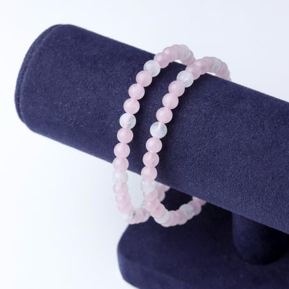 LUCY SUMMER กำไลข้อมือหินแท้ Rose Quartz + Moonstone ขนาด 4 มม.
