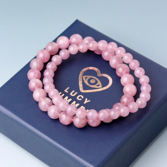 LUCYSUMMER กำไลหินแท้ Rose Quartz Madagascar ขนาด 6 mm. (Premium AAAAAAA) - โรสควอตซ์ (กำไลหินแท้ รับประกันหินแท้)